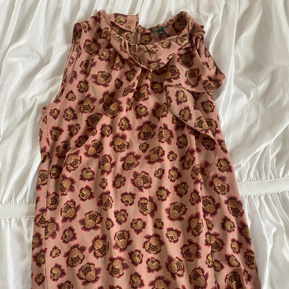 Ann Taylor floral shell